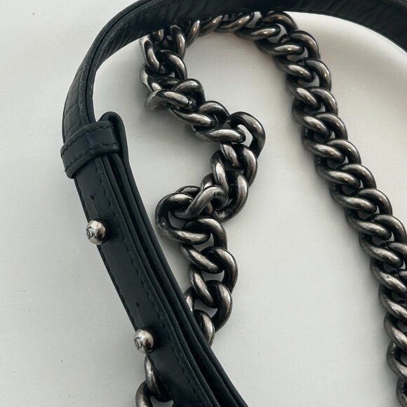 CHANEL dark green Quilted Shoulder Bag - Picture 7 of 11